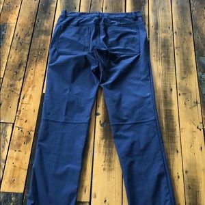 Lululemon ABC pants 34 waist 30/31 length